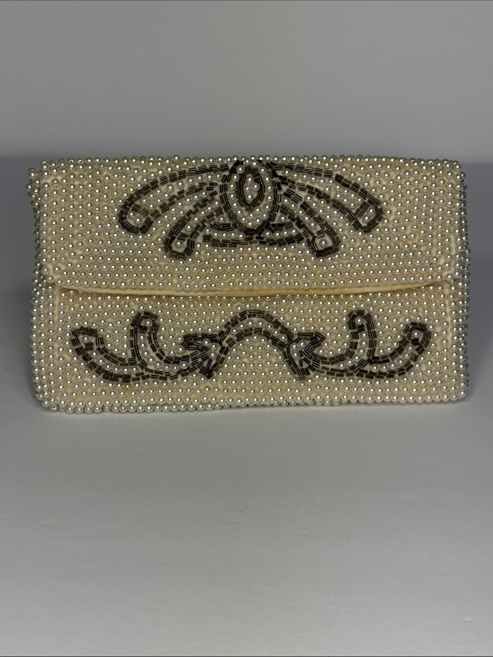 Emson - Vintage Handmade in Japan Pearl-Embellished Cream Evening Clutch